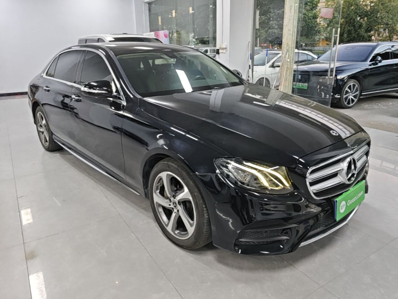 E-Class 2019 E 260 L Sport 4MATIC photo 3