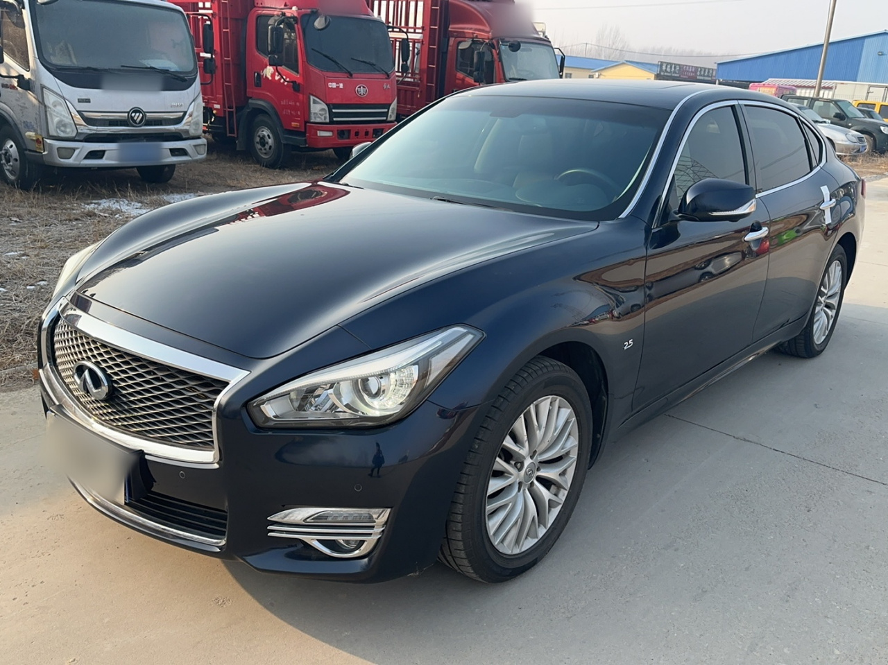 Q70 2017 Q70L 2.5L Enjoy