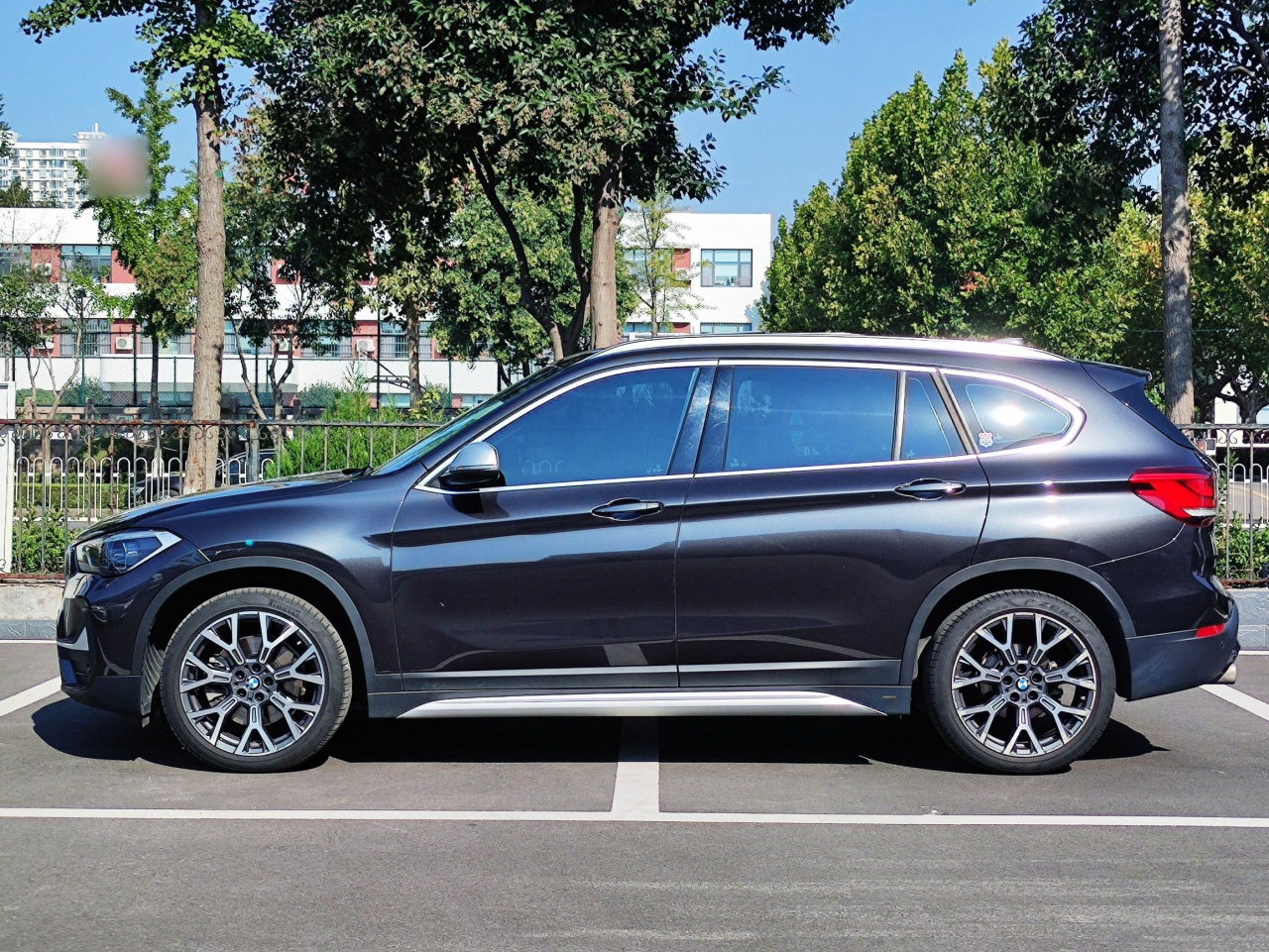 X1 2021 xDrive25Li Exclusive photo 3