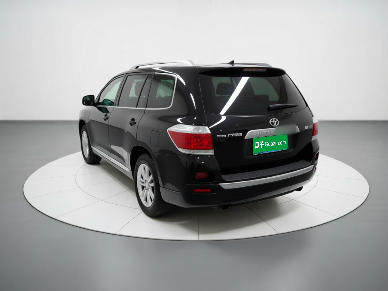Highlander 2012 2.7L RWD 5-Seater Elite photo 4