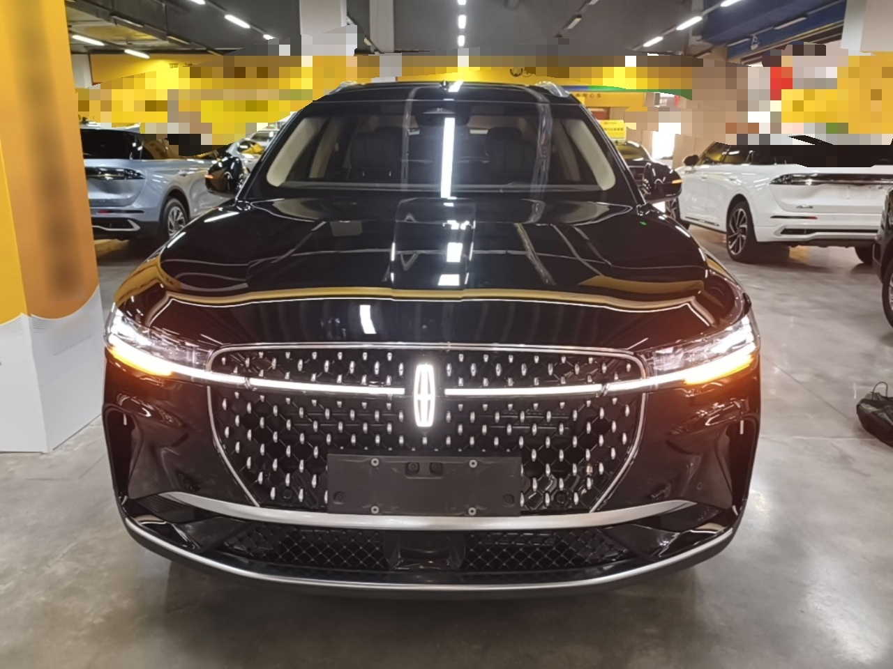 Nautilus 2023 2.0T AWD photo 2