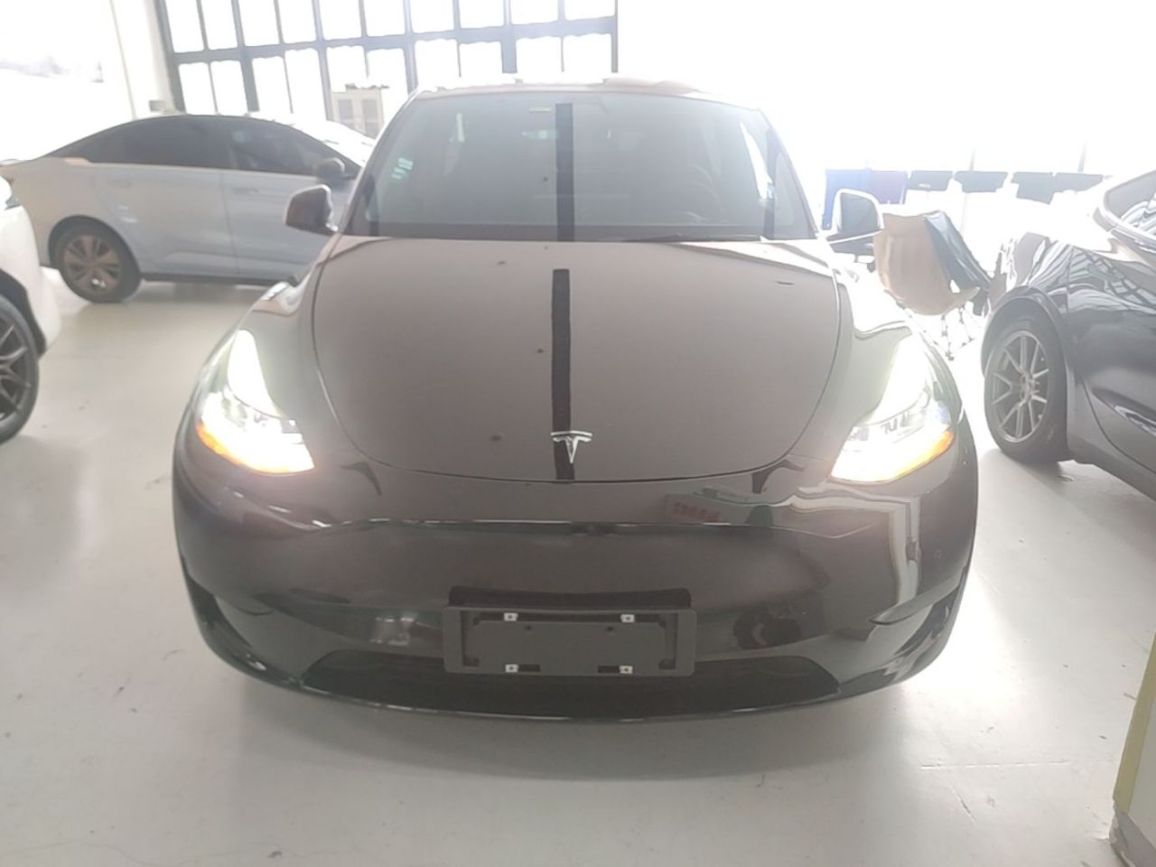 Model Y 2022 RWD photo 2