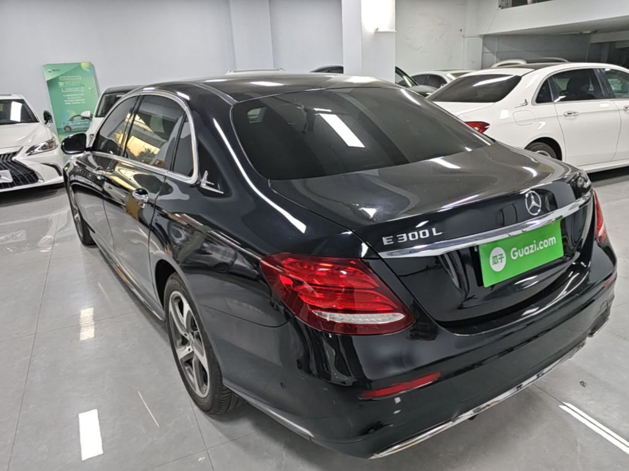E-Class 2019 E 260 L Sport 4MATIC photo 4