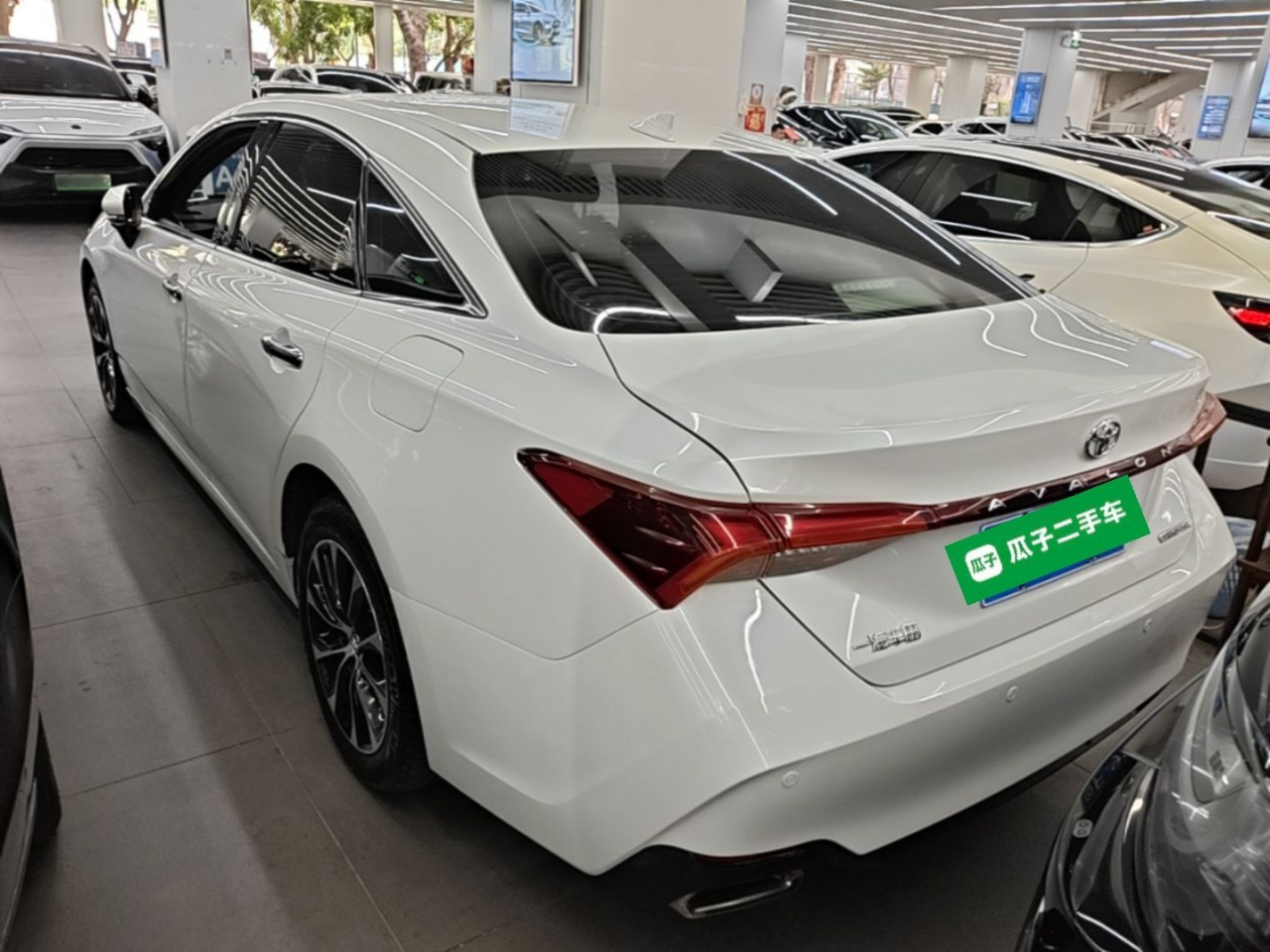 Avalon 2022 2.0L Luxury photo 4