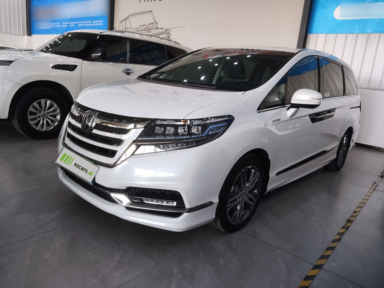 Elysion 2019 2.0L Hybrid Luxury