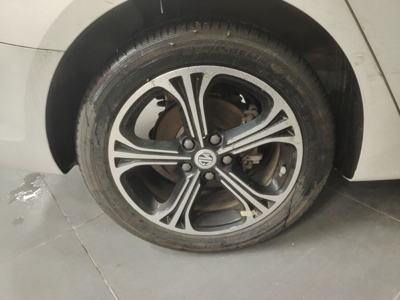 MG6 2017 20T AT Luxury Connected China V photo 4