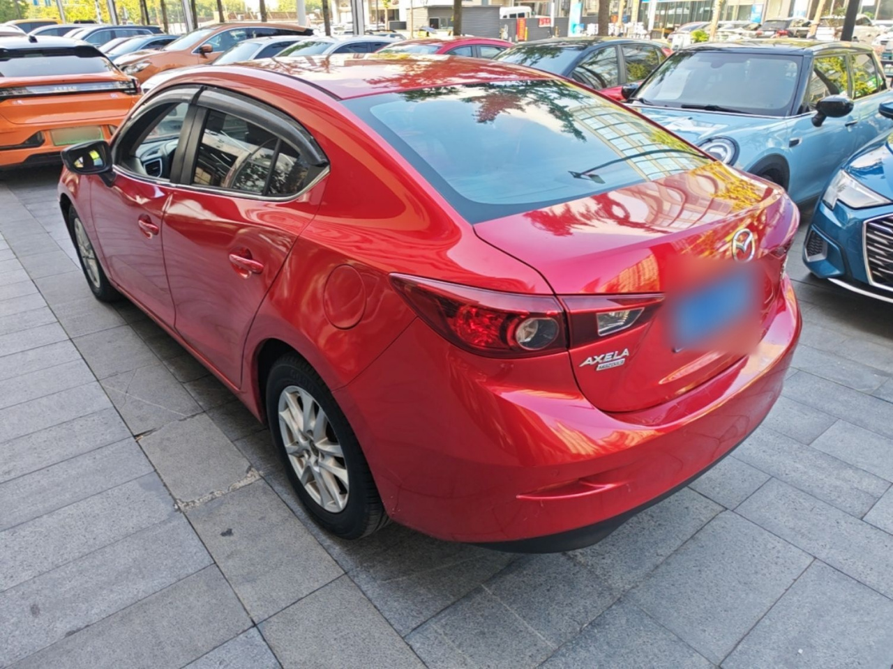 3 Axela 2016 Sedan 1.5L AT Luxury photo 4