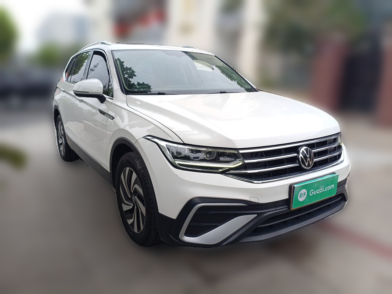 Tiguan L 2022 330TSI AT RWD Smart photo 3