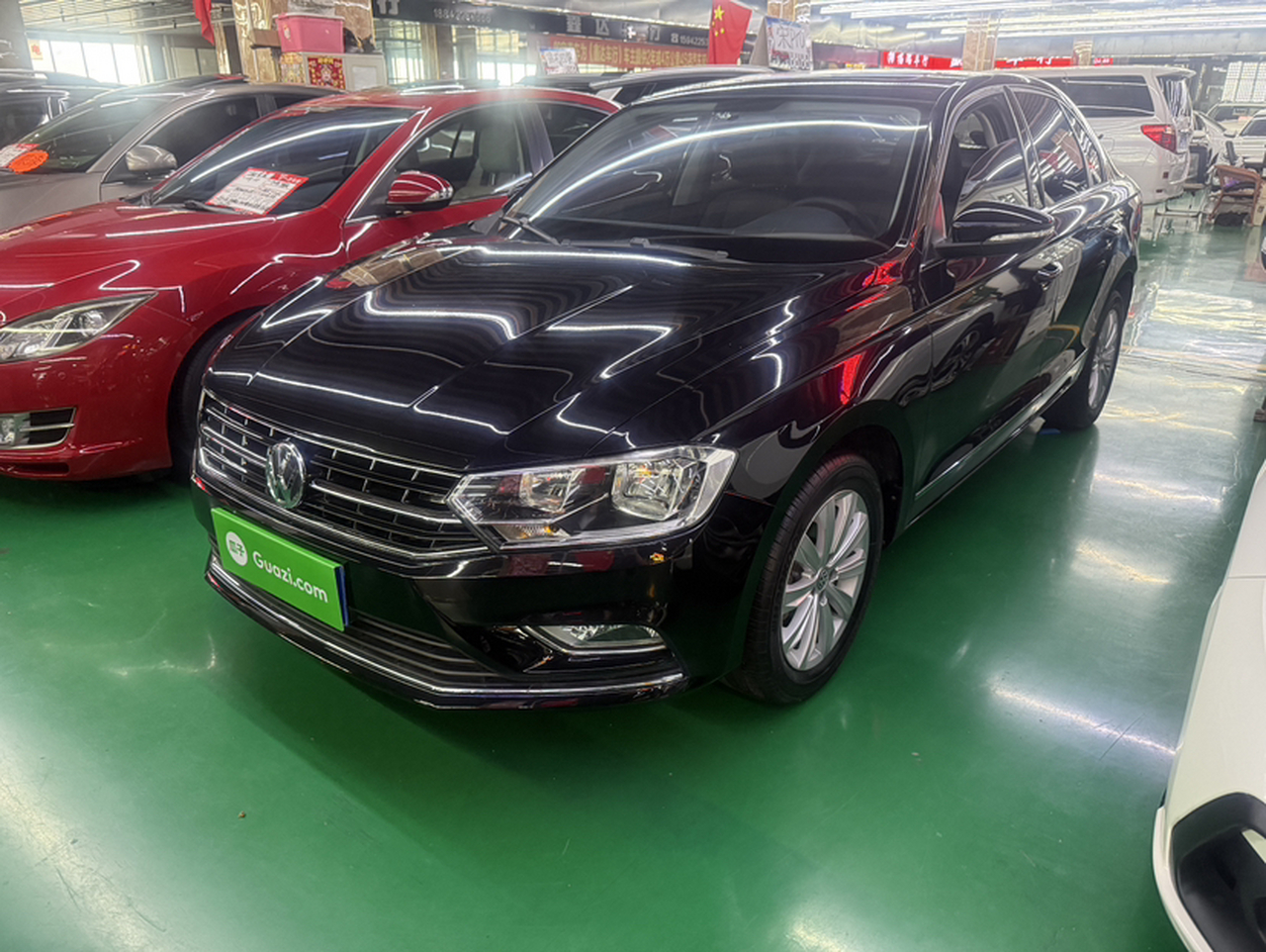 Bora 2016 1.6L AT Comfort