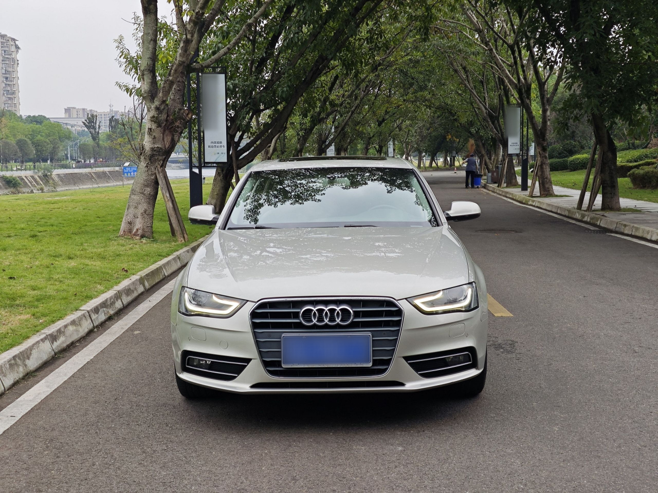 A4L 2015 35 TFSI AT Comfort photo 3