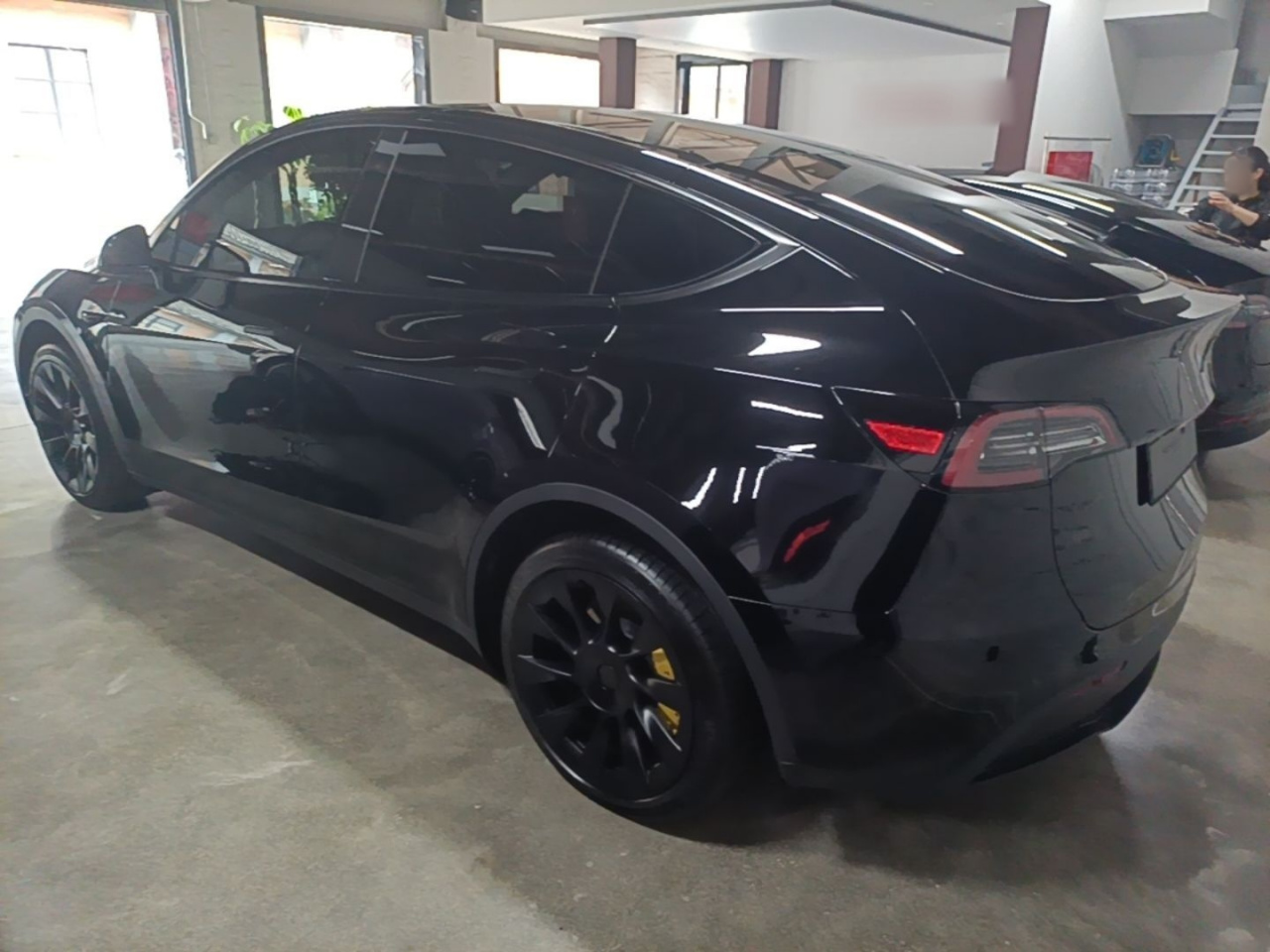 Model Y 2022 Facelift RWD photo 4