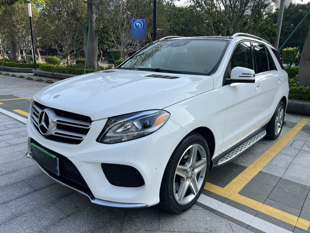 GLE-Class Parallel Import photo 4