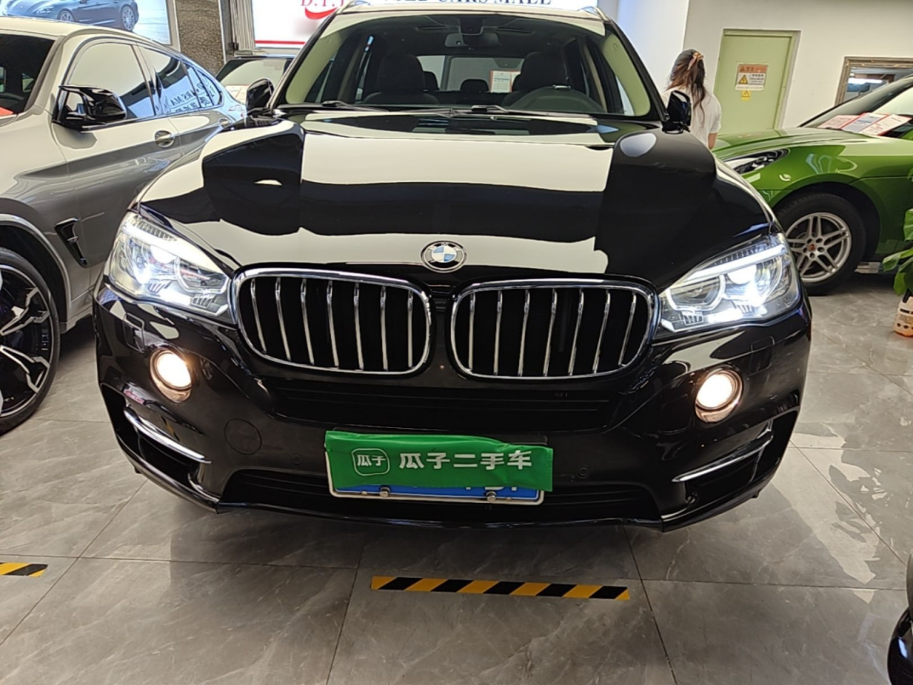 X5 Imported xDrive28i photo 2