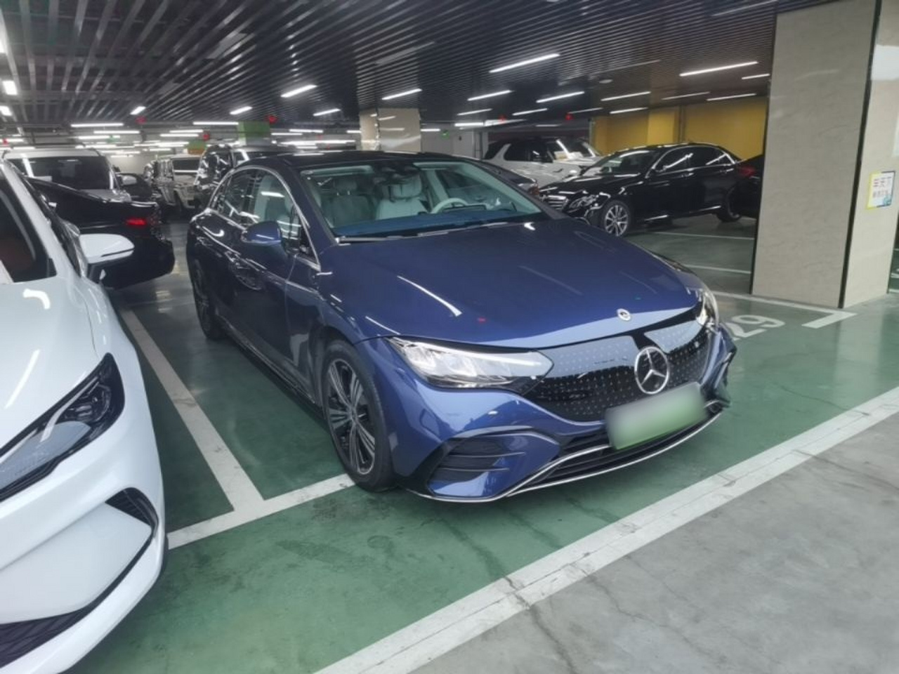 EQE 2025 500 4MATIC Luxury photo 3