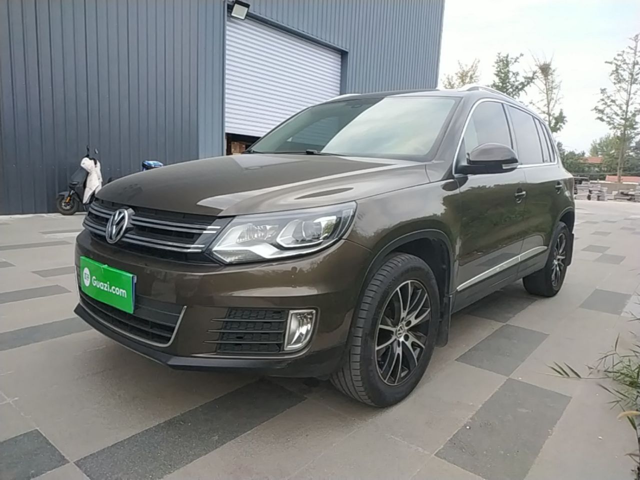 Tiguan 2015 1.8TSI AT RWD Luxury