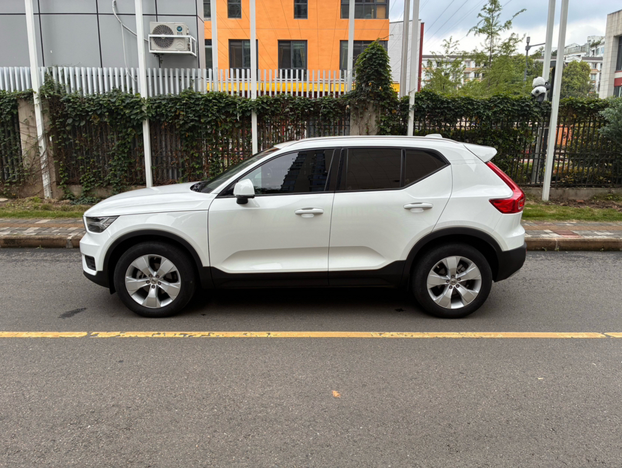 XC40 2021 T3 Fashion photo 3