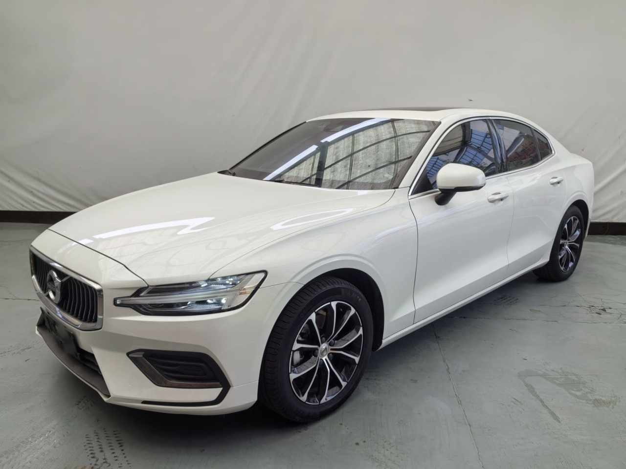 S60 2022 B4 Luxury