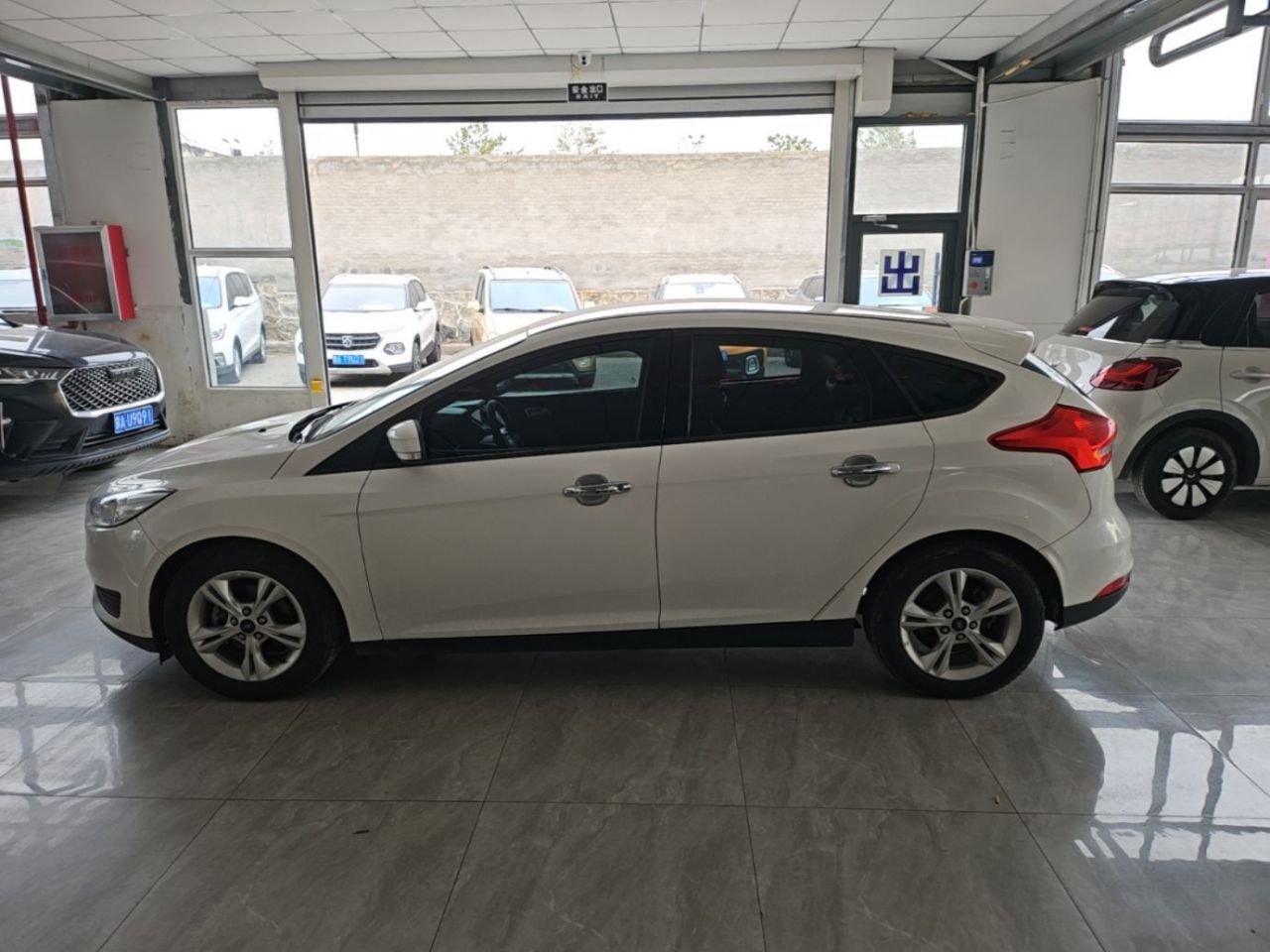 Focus 2018 Hatchback Classic 1.6L AT Comfort photo 4