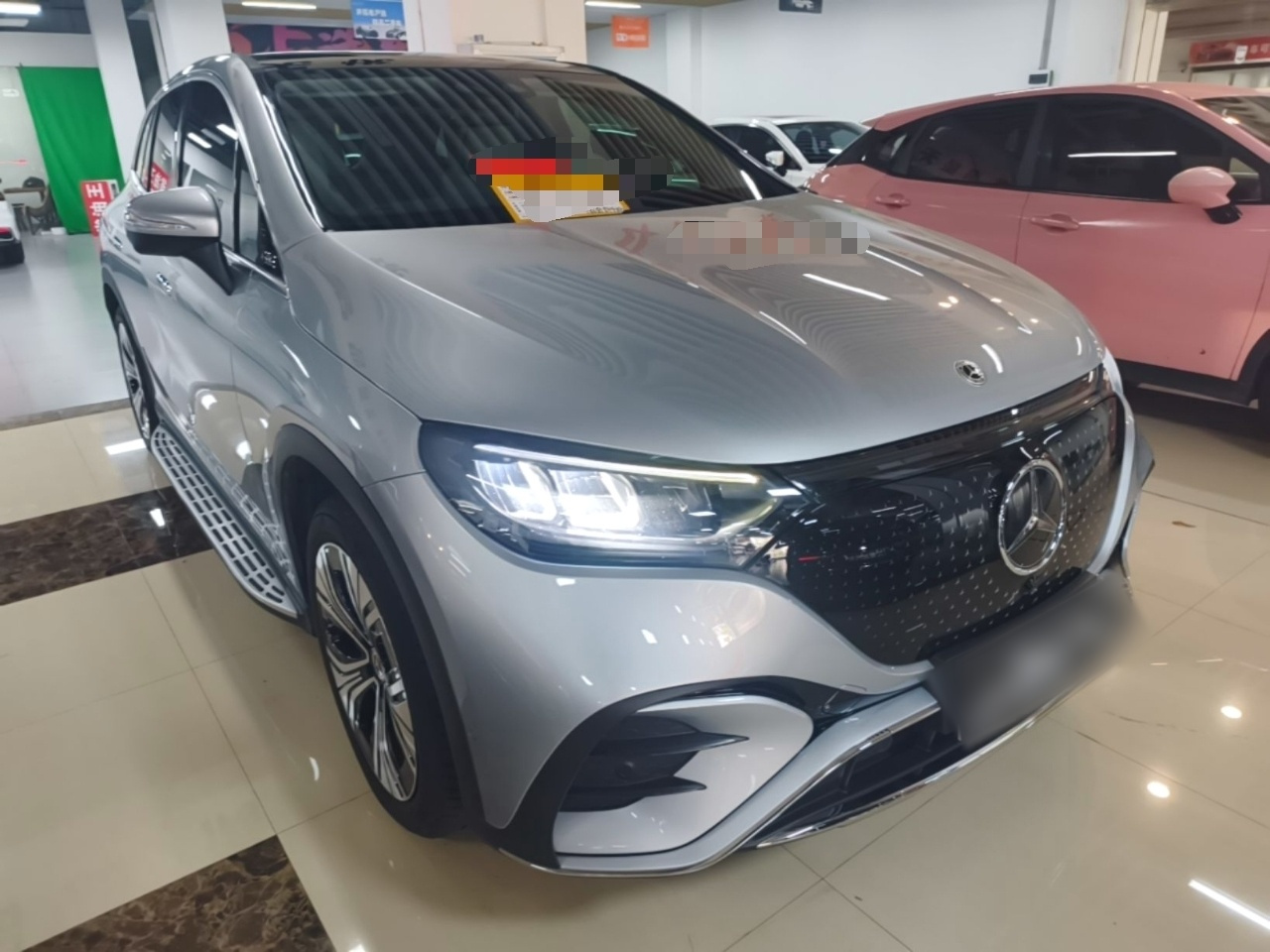 EQE SUV 2023 350 4MATIC Luxury photo 4