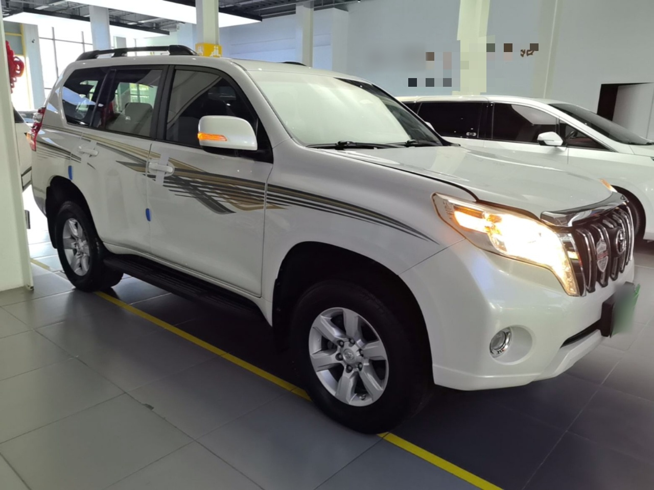 Prado 2016 2.7L AT Standard photo 5