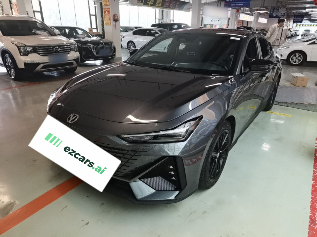 UNI-V 2023 1.5T Premium