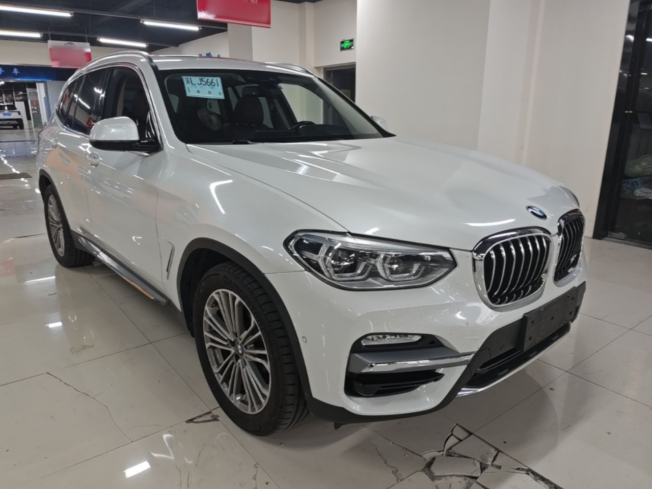 X3 2018 xDrive28i Luxury China VI photo 3