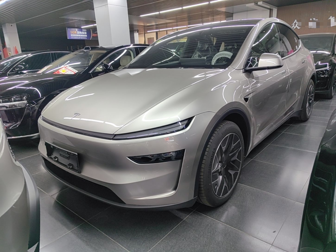 Model Y L 2025 Long Range AWD