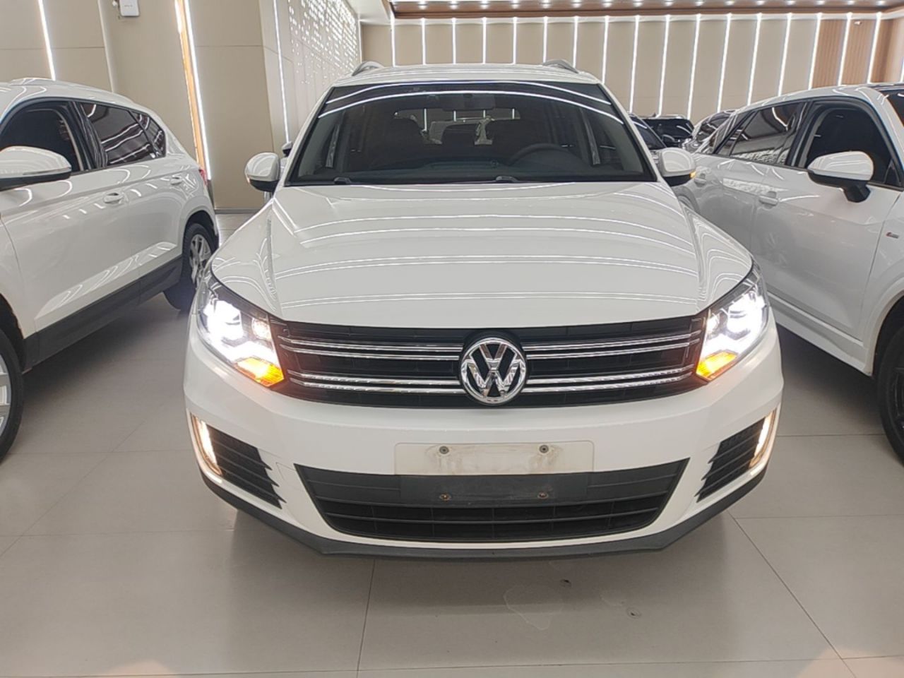 Tiguan 2017 300TSI AT RWD photo 2