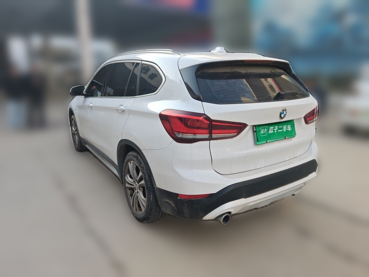 X1 EV 2020 xDrive30Le Exclusive photo 4