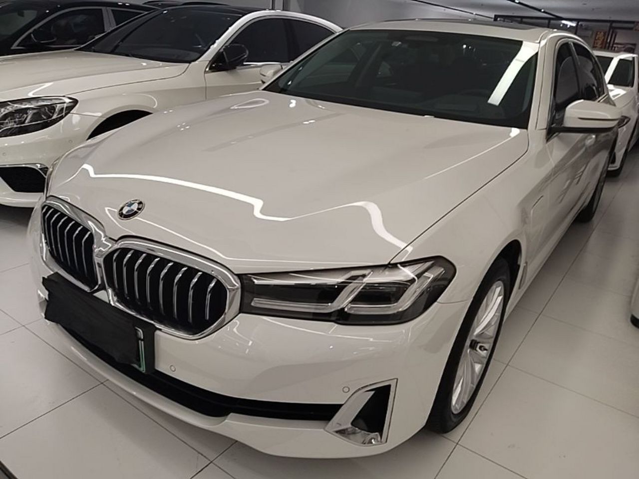 5 Series EV 2021 535Le Luxury