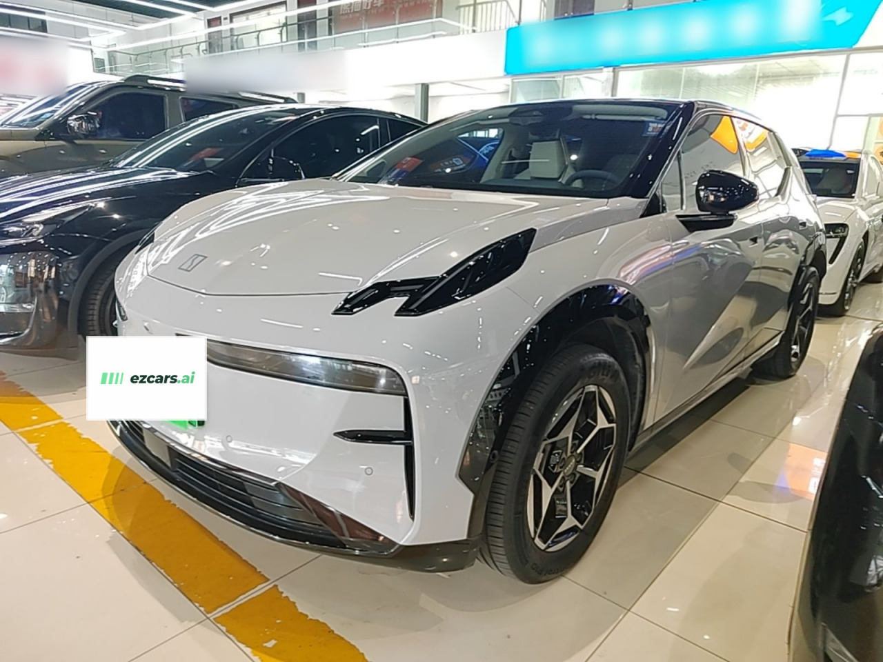 X 2025 5-Seater RWD