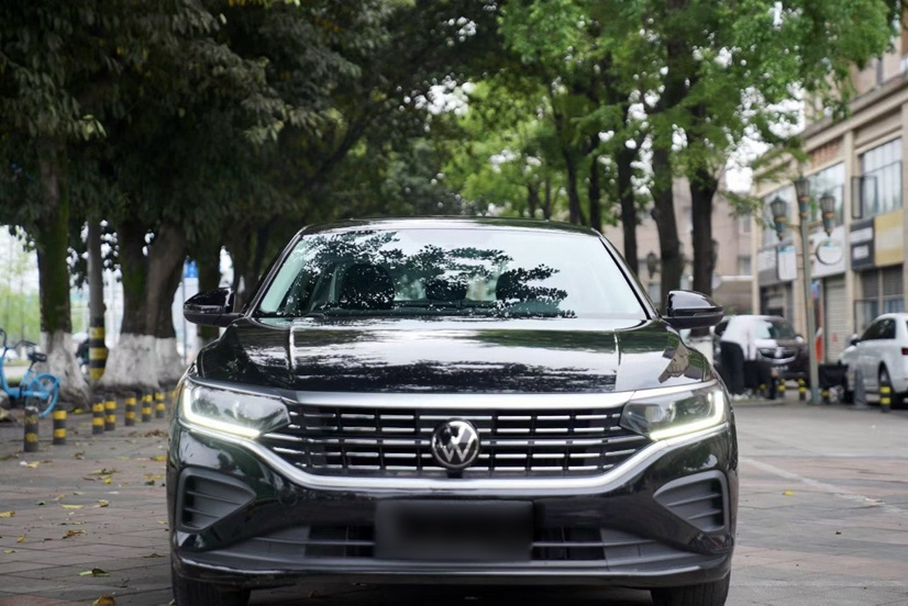 Passat 2024 280TSI Business photo 3