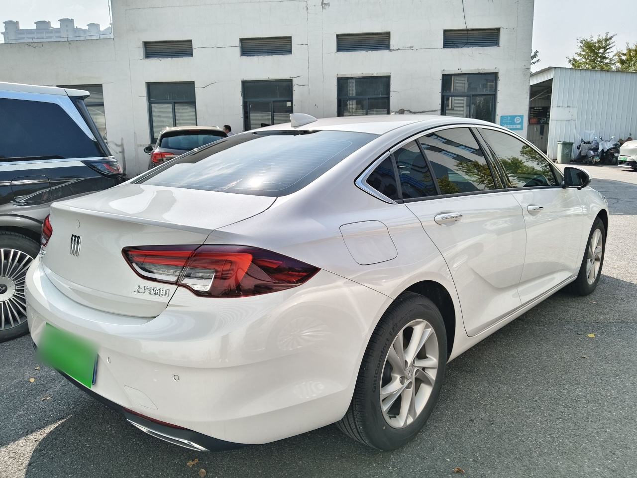Regal 2024 Facelift 25T photo 4
