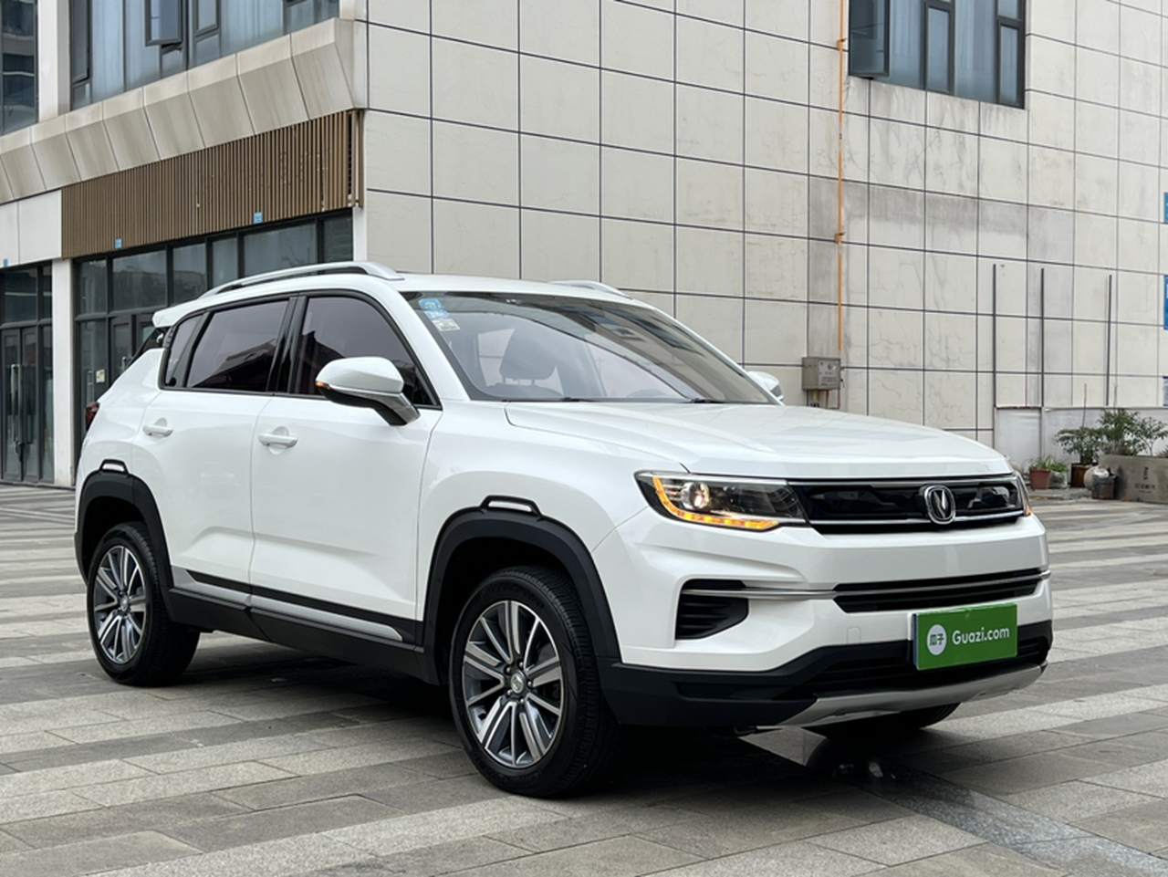 CS35PLUS 2019 1.6L MT photo 3