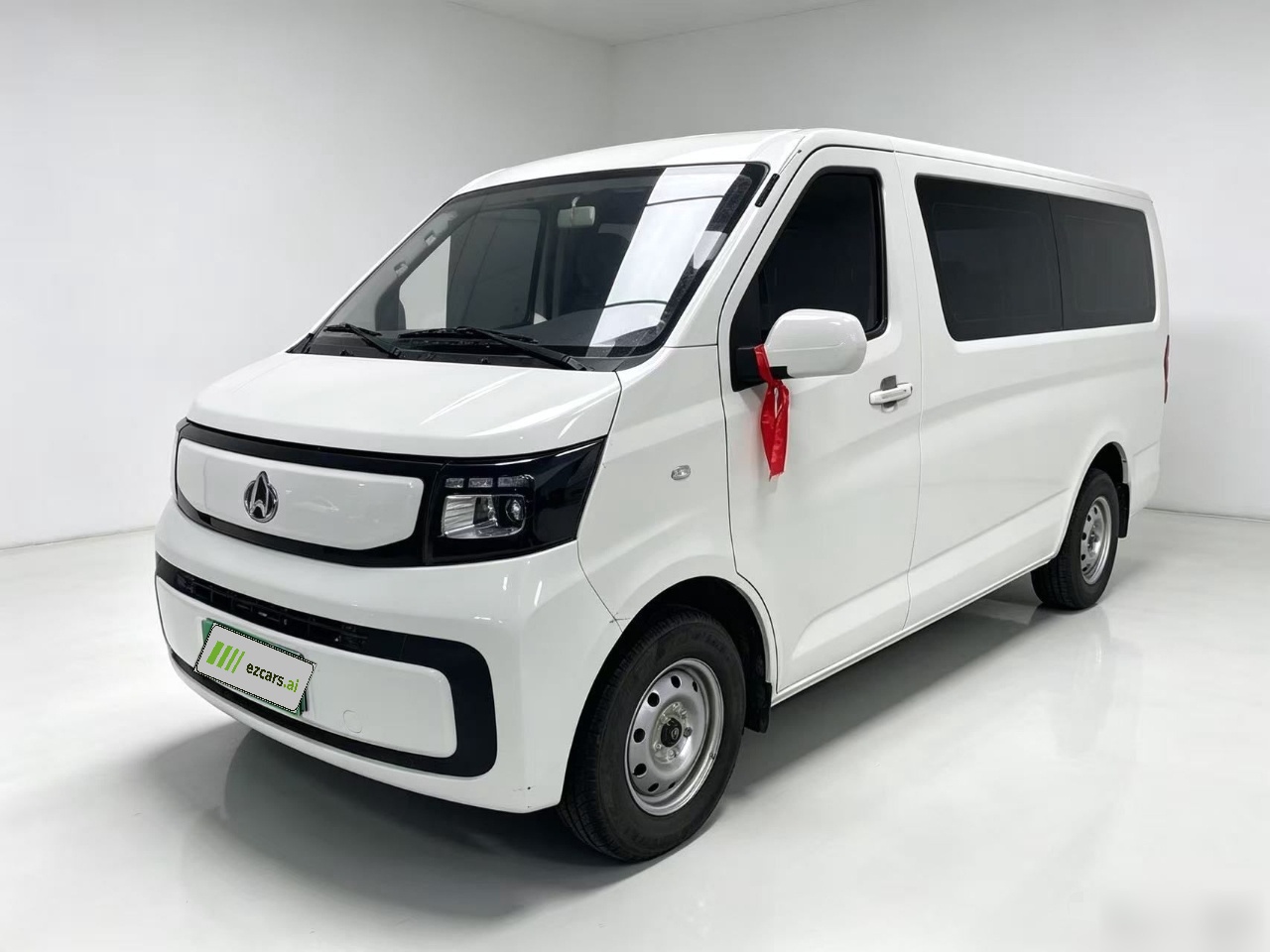 Changan EM80 2025 Comfort 6-Seater 300km