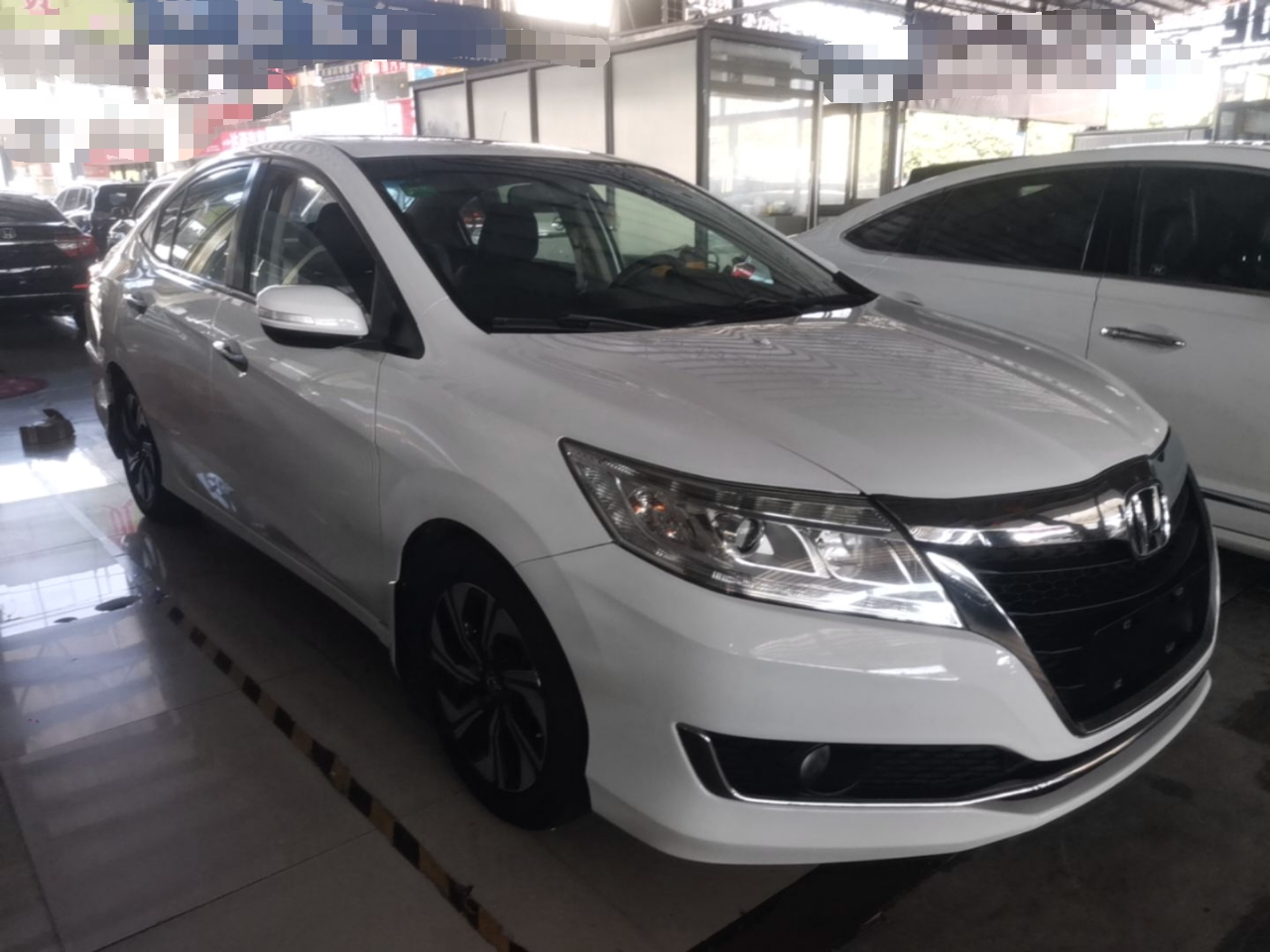 Crider 2016 1.8L CVT Luxury photo 3