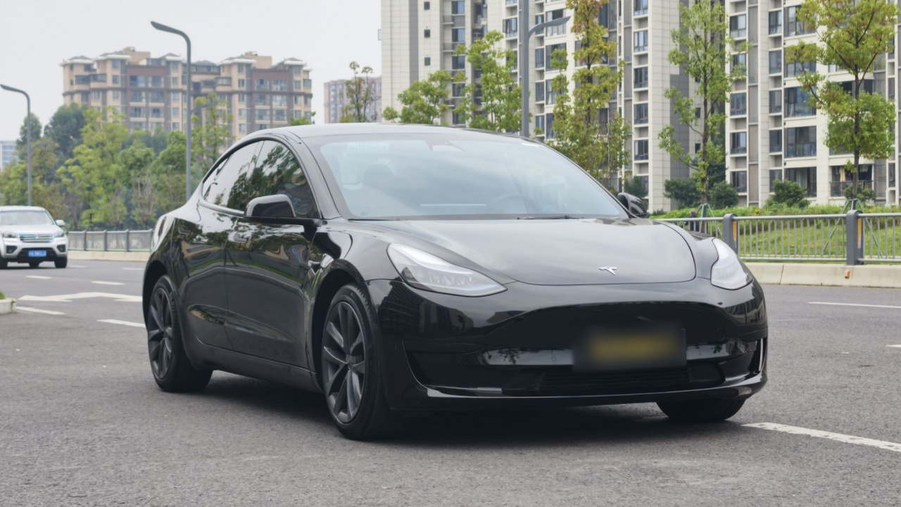 Model 3 2022 RWD photo 3