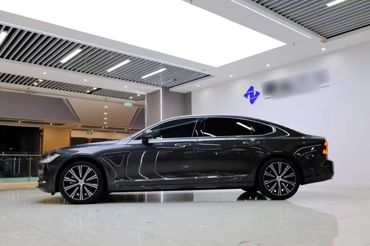 S90 2023 B5 Luxury photo 3