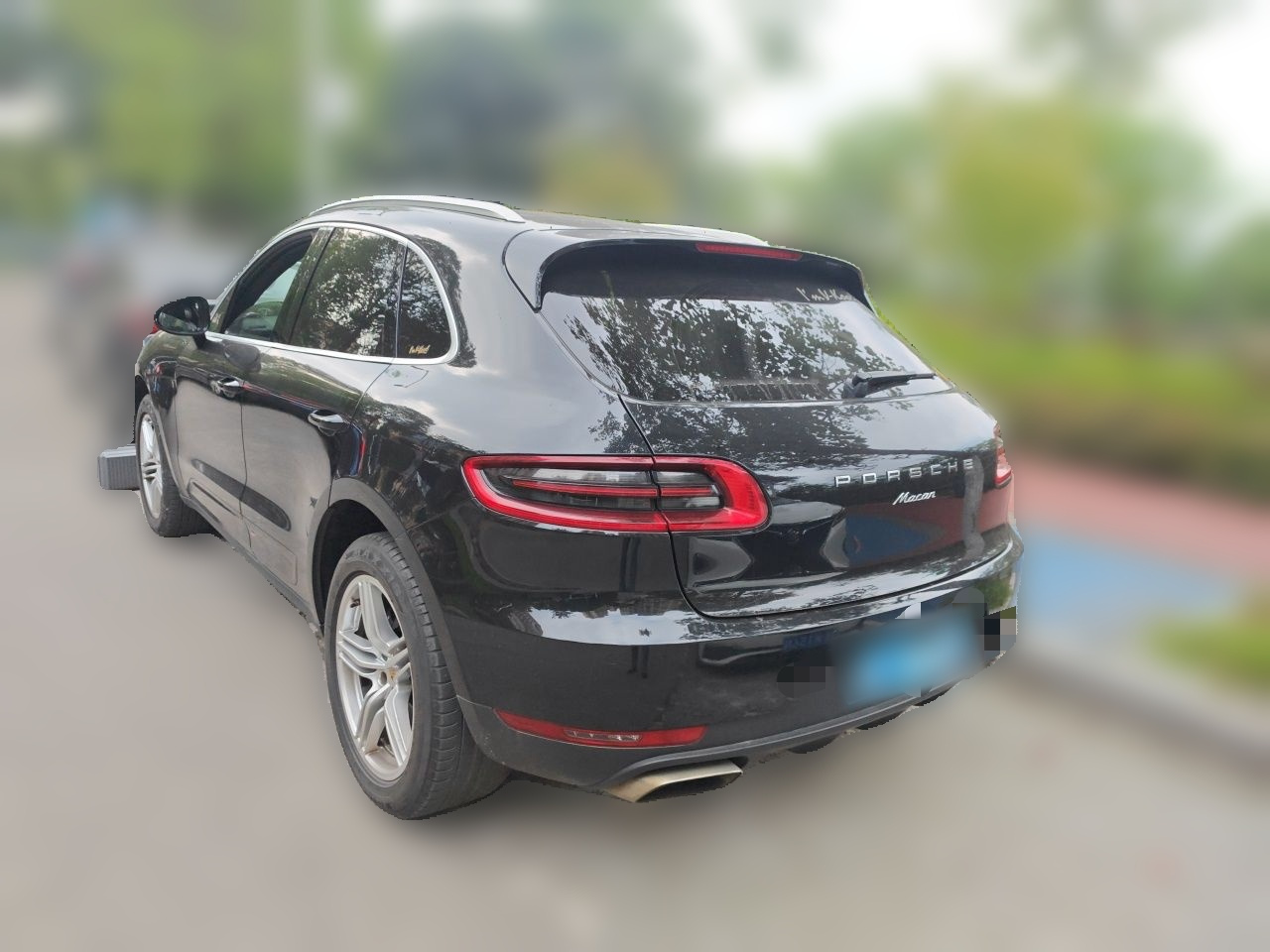 2017 Macan 2.0T photo 4