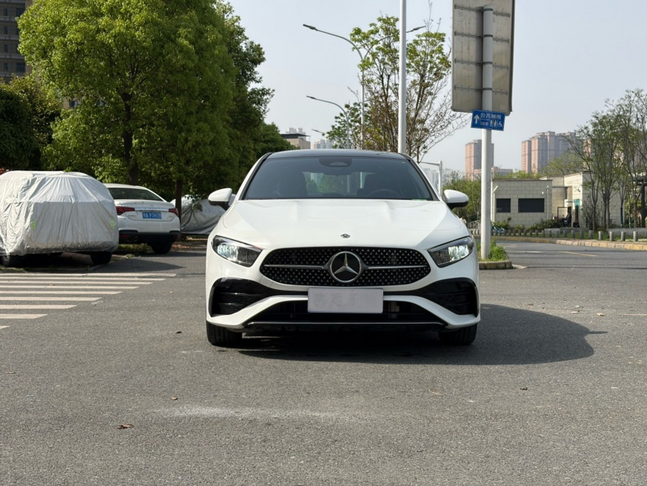 A-Class 2024 A 200 L Fashion photo 2