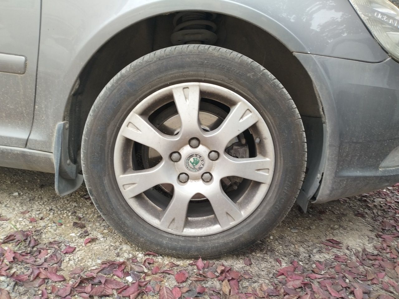 Octavia 2013 1.6L AT photo 2
