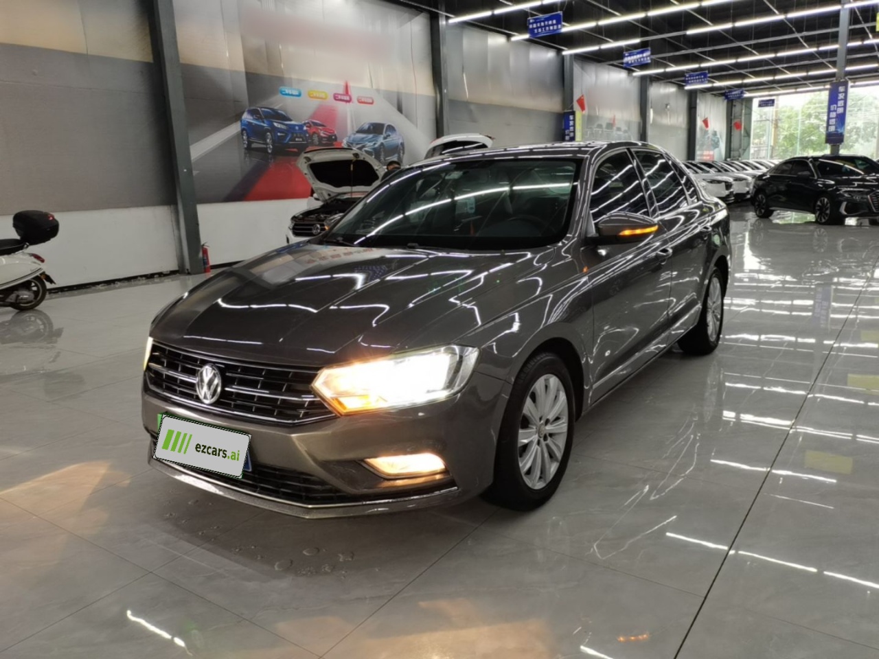 Bora 2016 1.6L AT Comfort