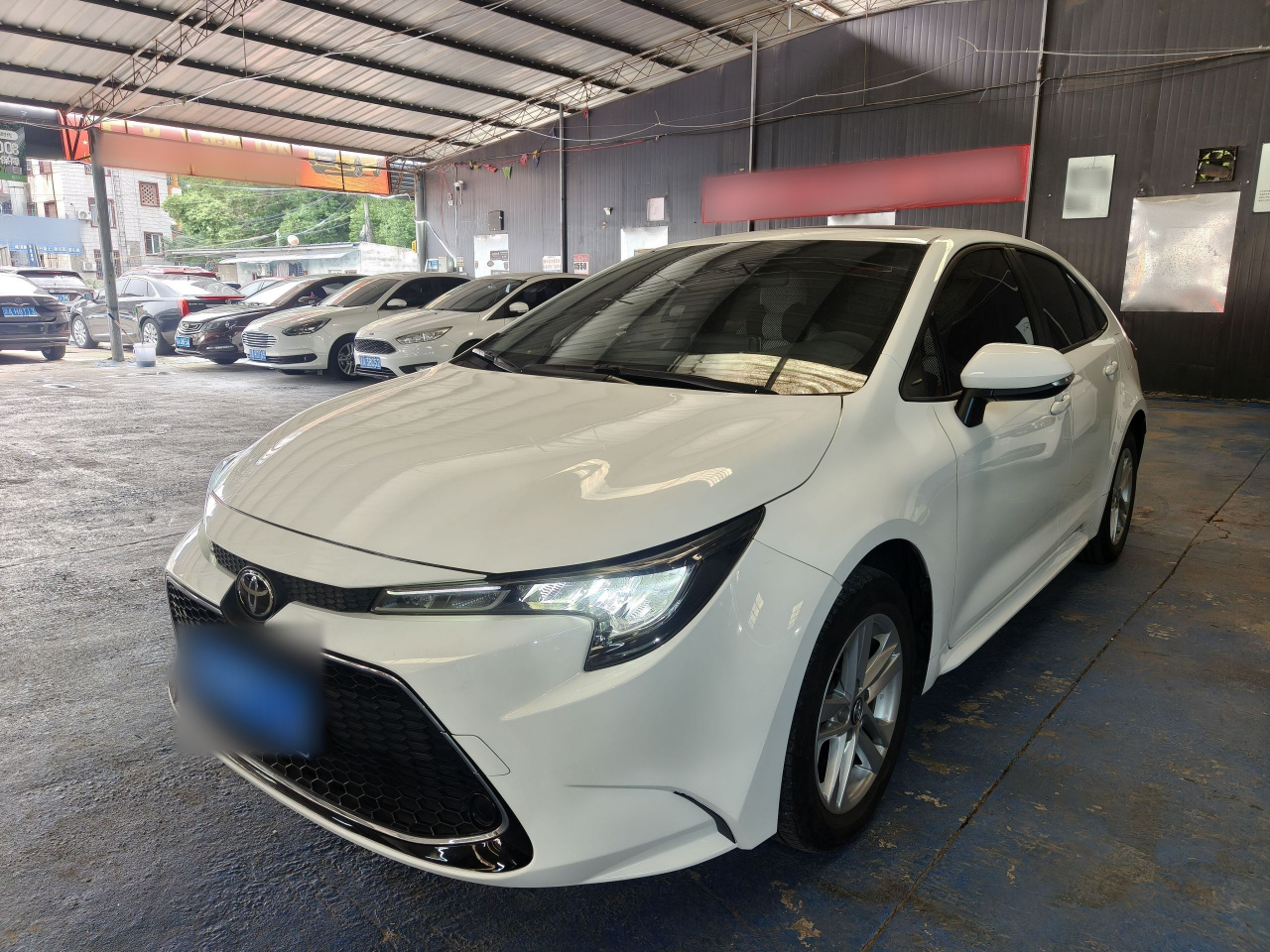 Levin 2022 185T CVT Luxury