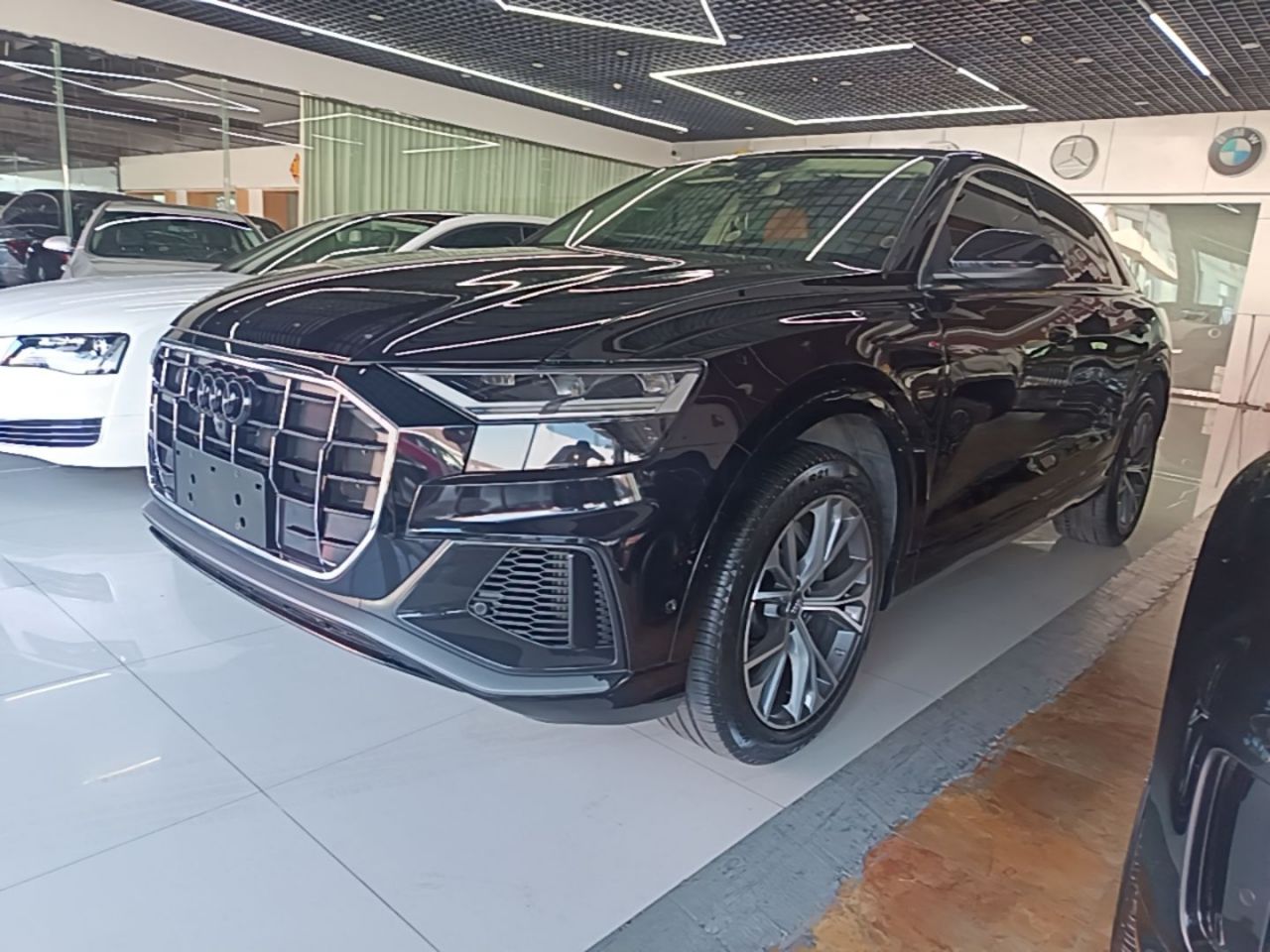 Q8 2019 55 TFSI Luxury Dynamic