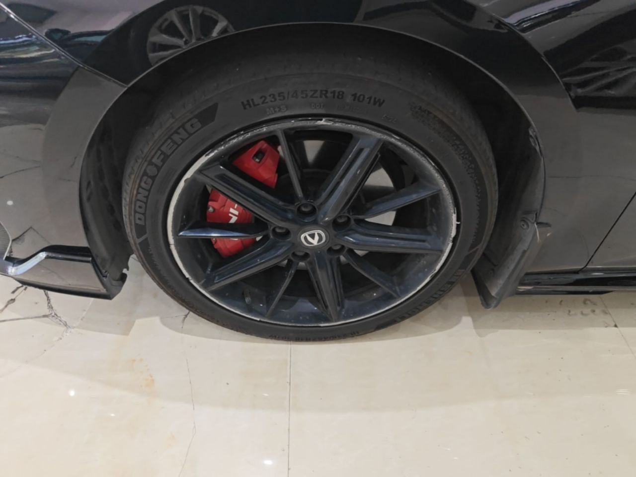 UNI-V 2022 2.0T photo 4