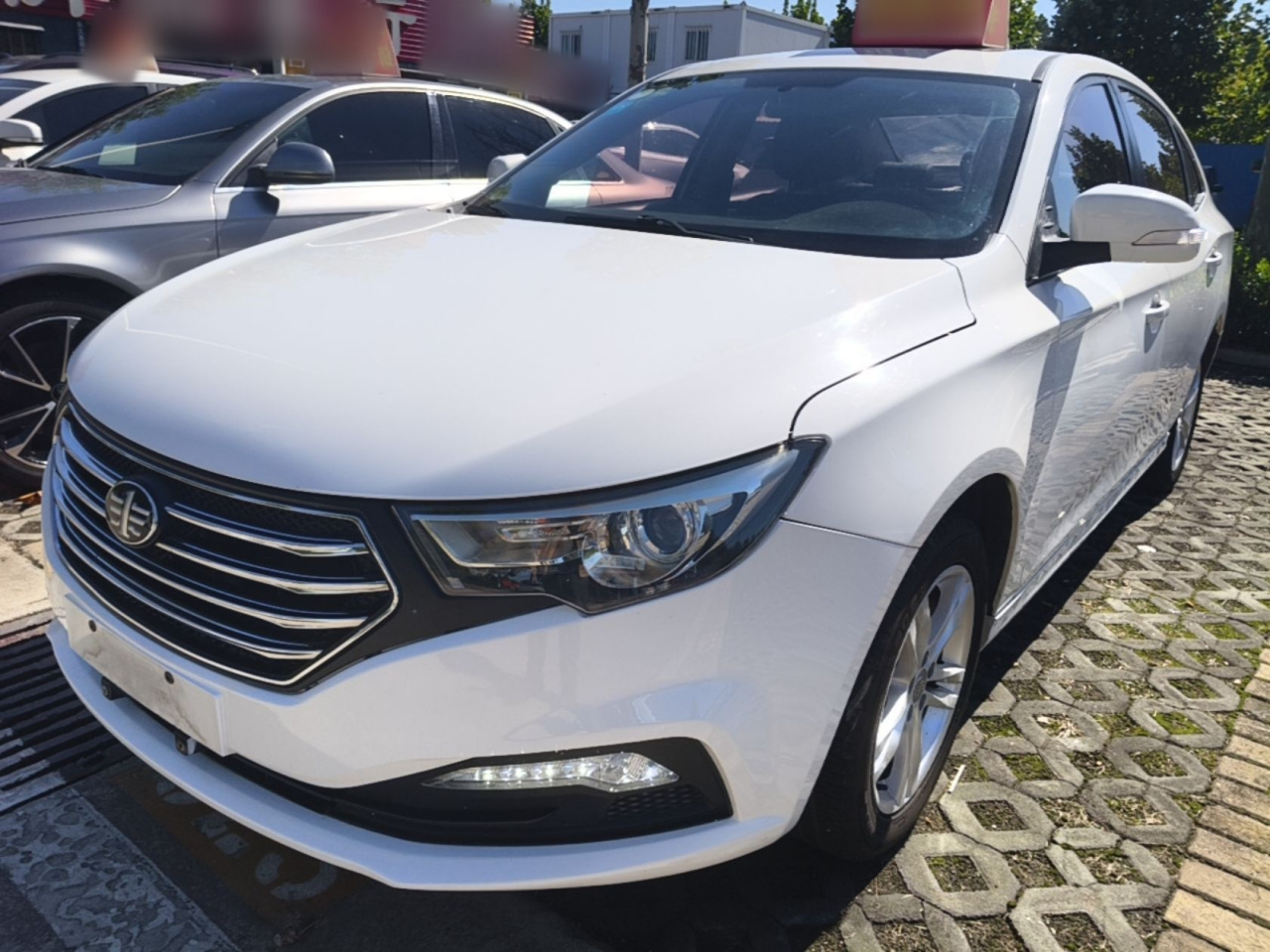 Bestune B30 2016 1.6L MT Luxury