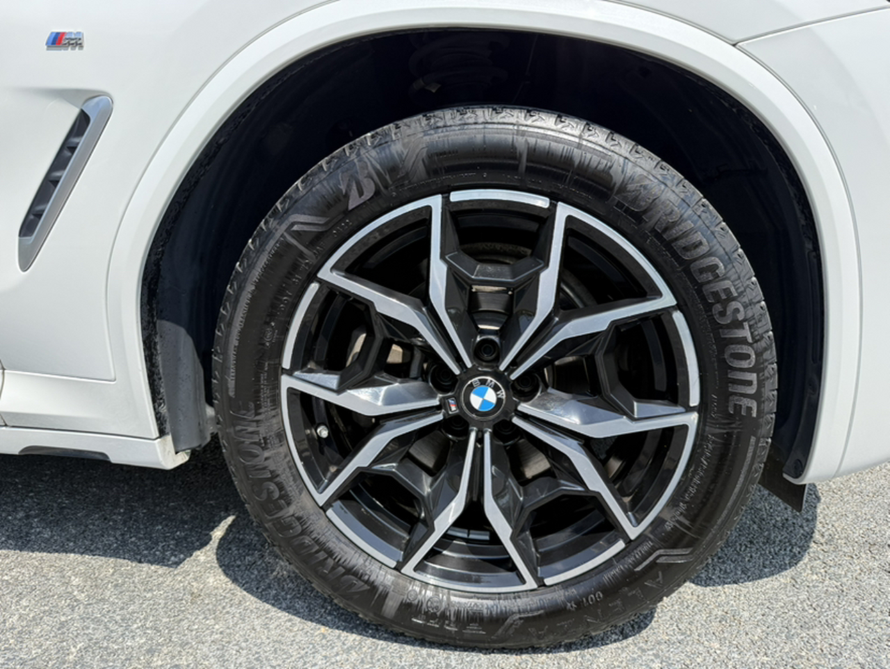 X3 2022 xDrive25i M Sport Package photo 2