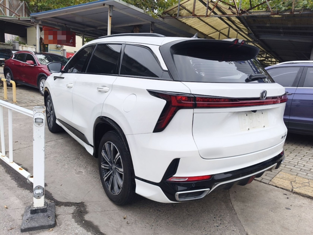 CS75 PLUS 2023 3rd Gen 1.5T AT Premium photo 4