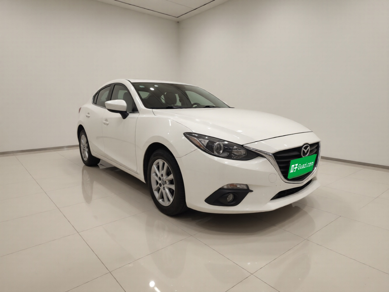 3 Axela 2016 Sedan 1.5L AT Comfort photo 3
