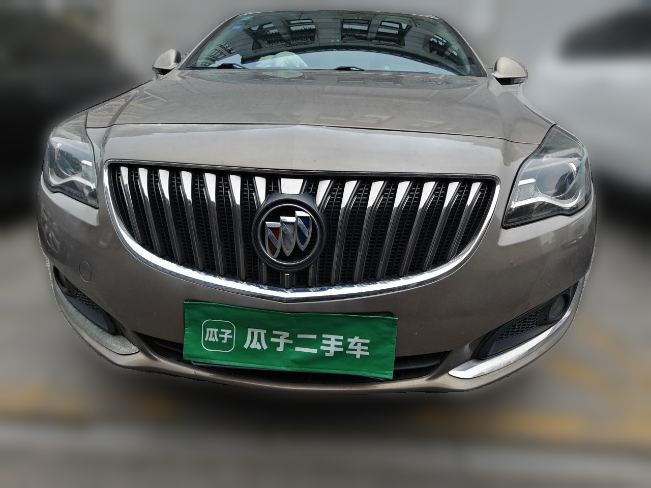 Regal 2015 1.6T Leading Tech photo 2